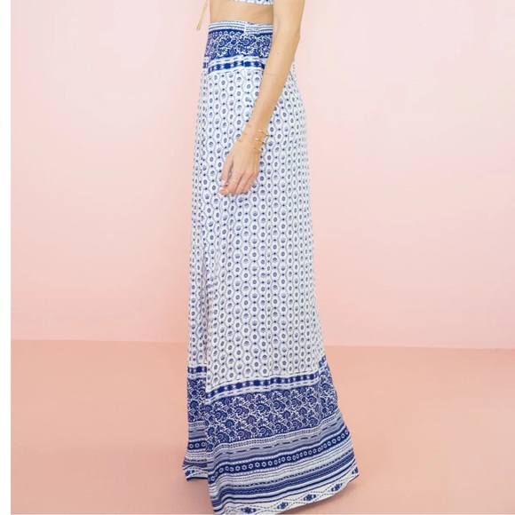 L’ATISTE | Maxi Skirt - Picture 12 of 16